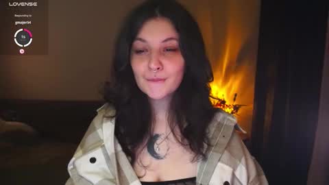 Mary  . online show from November 21, 6:04 am