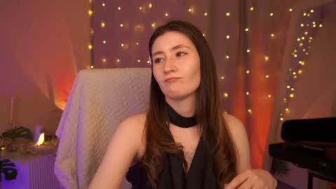  May  online show from May 7, 12:53 pm