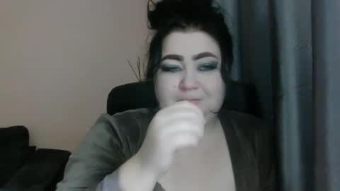 Oltereodora-lima online show from December 19, 8:13 am