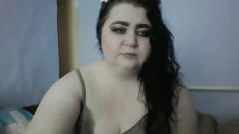 Oltereodora-lima online show from January 3, 7:27 am