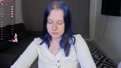 Sue online show from February 27, 9:03 pm