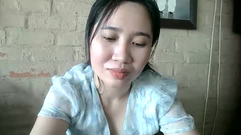 meena_11 online show from April 22, 4:31 am