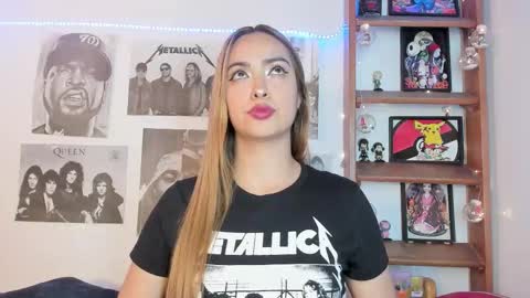 Emily online show from November 5, 10:48 pm