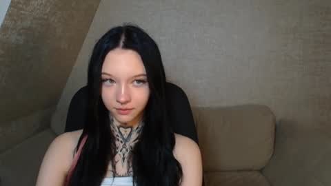 Snapshot of mefwhore chatting on March 11, 5:13 pm mefwhOre online show from March 11, 5:13 pm