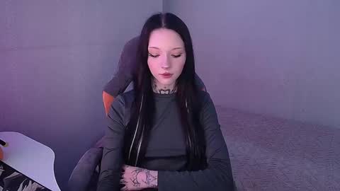 Snapshot of mefwhore chatting on October 8, 3:38 pm mefwhOre online show from October 8, 3:38 pm