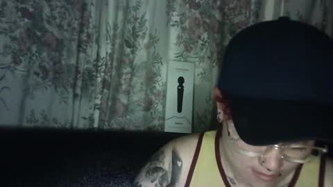 Snapshot of megan_coop3r_ chatting on January 3, 9:04 am Megan and sophi online show from January 3, 9:04 am