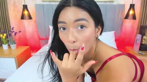 Snapshot of megan_cruzgb chatting on September 26, 1:09 pm Carolina Paez online show from September 26, 1:09 pm