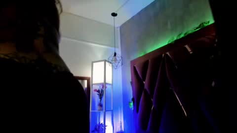 Snapshot of megan_inked_ chatting on February 16, 2:00 am online show from February 16, 2:00 am