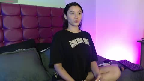 Valentina online show from February 4, 3:20 am