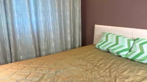 Michelle online show from October 14, 5:32 am