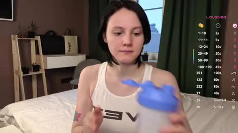 Michelle online show from November 10, 5:24 am