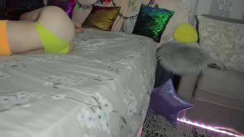 Nicki--------- Welcome to my Room online show from September 10, 6:41 pm