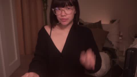 Snapshot of meganmei666 chatting on January 13, 2:28 am for more 3 online show from January 13, 2:28 am
