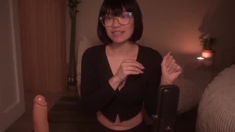 Snapshot of meganmei666 chatting on December 3, 2:56 am for more 3 online show from December 3, 2:56 am