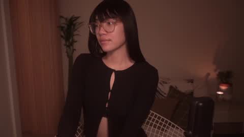 Snapshot of meganmei666 chatting on December 6, 2:57 am for more 3 online show from December 6, 2:57 am