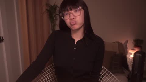 Snapshot of meganmei666 chatting on January 7, 2:53 am for more 3 online show from January 7, 2:53 am