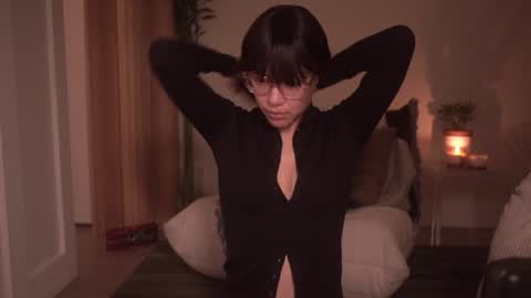 Snapshot of meganmei666 chatting on December 25, 2:46 am for more 3 online show from December 25, 2:46 am
