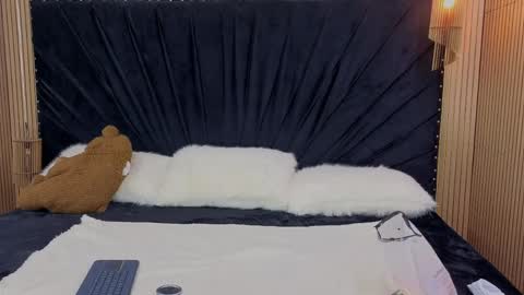 Megan online show from April 20, 1:25 pm