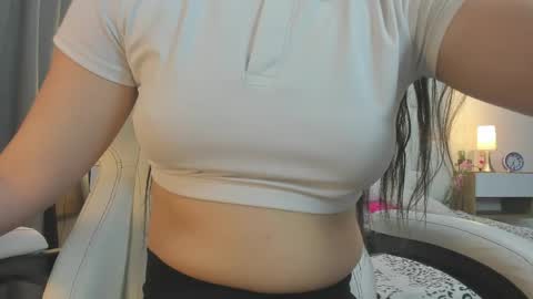 Megan Queen online show from April 28, 1:04 pm