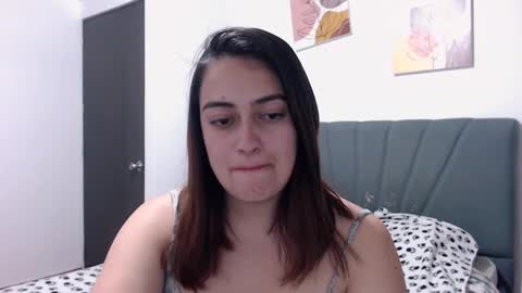 Snapshot of megansnow_ chatting on September 29, 3:22 am MEGAN online show from September 29, 3:22 am