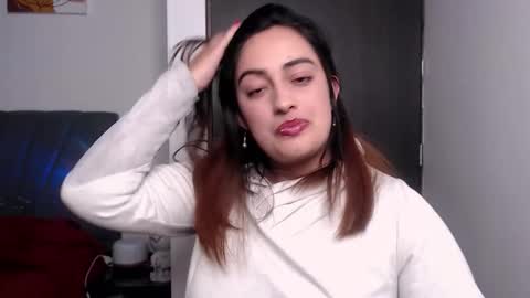  MEGAN  online show from November 27, 4:04 am