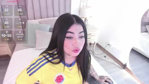 Megan online show from November 15, 11:33 am