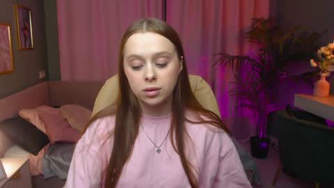 megg_ryan online show from April 8, 2:19 pm