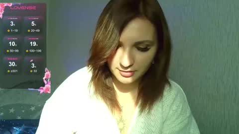 Snapshot of megicalloy chatting on October 23, 4:40 am Lou online show from October 23, 4:40 am