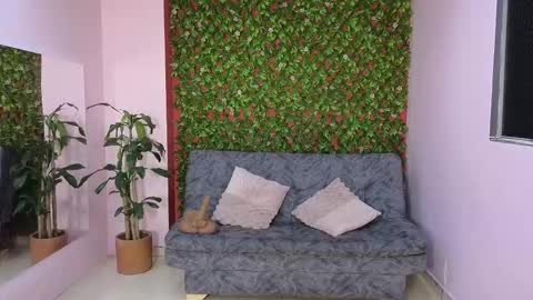 Mei online show from February 1, 8:40 pm