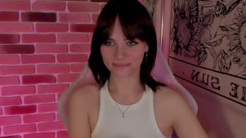  Katie  online show from November 14, 3:34 pm