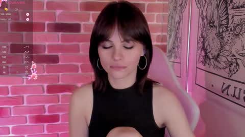  Katie  online show from October 23, 4:02 pm