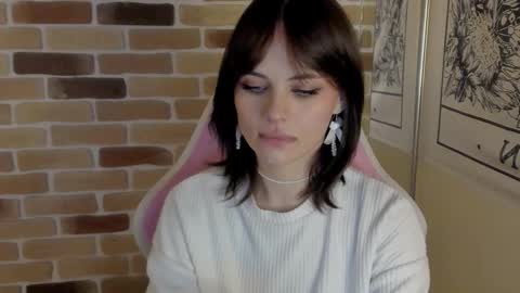  Katie  online show from November 2, 3:37 pm