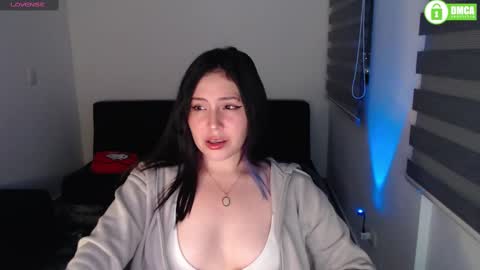 Snapshot of meko_hzu chatting on February 24, 1:22 am WETWATERMELL online show from February 24, 1:22 am