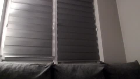 Melania online show from February 21, 5:09 pm