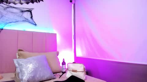 Snapshot of melani_xc chatting on October 16, 5:15 pm MELANI - online show from October 16, 5:15 pm