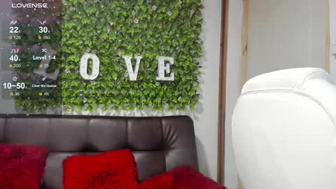 Melanie  online show from February 23, 4:11 am