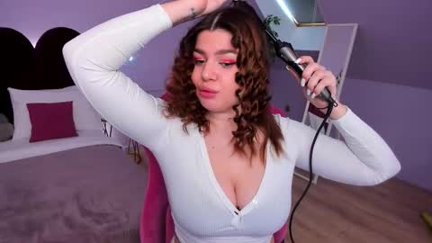 Melanie online show from February 20, 6:12 am