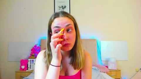 Melania online show from June 12, 7:38 am