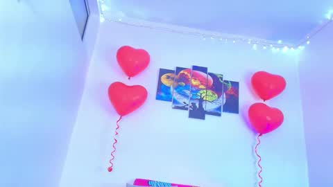 Snapshot of melannia_hills chatting on September 30, 10:10 am melannia_hills online show from September 30, 10:10 am