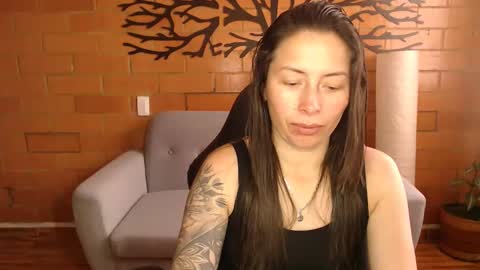 Melanny online show from November 19, 12:16 pm