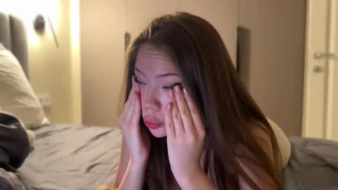 Snapshot of melanybunny chatting on October 6, 7:18 pm Adel online show from October 6, 7:18 pm