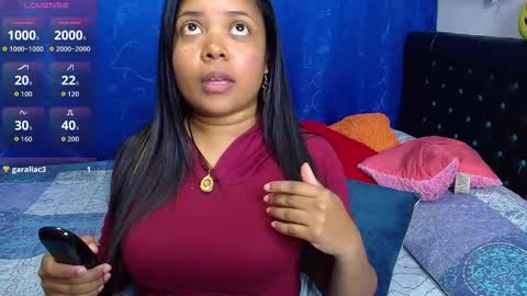 Snapshot of melika_sweet chatting on October 15, 10:12 pm eli online show from October 15, 10:12 pm