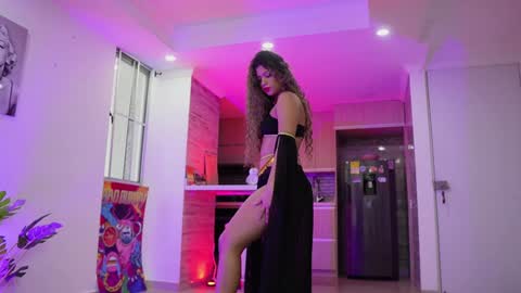 MelinaSmith  online show from February 7, 10:30 pm