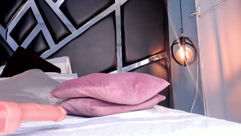 melissa_23_ online show from April 10, 12:00 pm