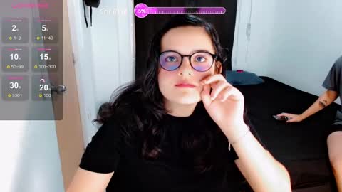 Snapshot of melissa_and_dany chatting on December 25, 5:58 pm Melissas Corner online show from December 25, 5:58 pm