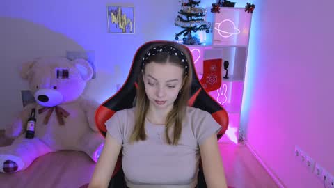 Melissa online show from December 25, 8:50 pm