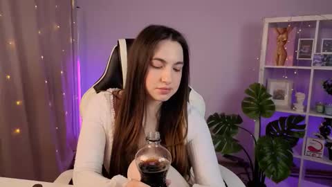 Melissa online show from February 14, 11:23 am