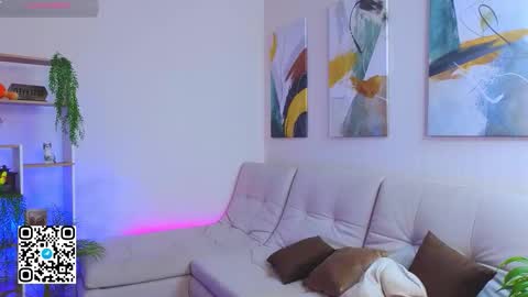 Snapshot of melissaforst chatting on October 14, 3:31 am Melissa online show from October 14, 3:31 am