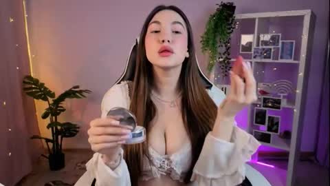 melissagray_ online show from November 23, 12:40 pm