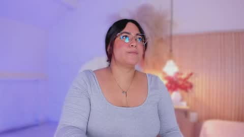 M E L I S S A  online show from June 3, 11:55 am